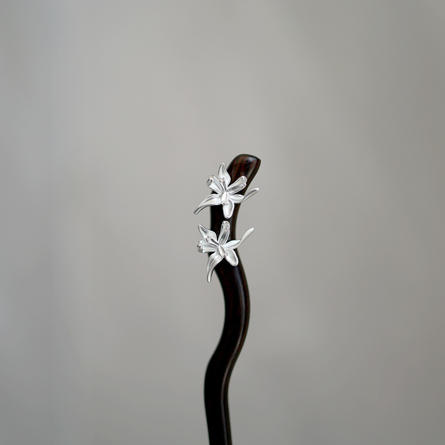 A68 실버 아이리스 [천연 흑단]