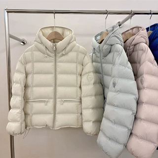 剪刀云朵连帽排骨棉服女冬新款轻薄小个子短款户外休闲保暖外套女