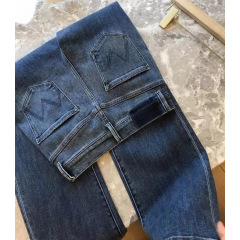 元のシングル工場の商品は足のタイプを選ばないで、大きくて痩せています。