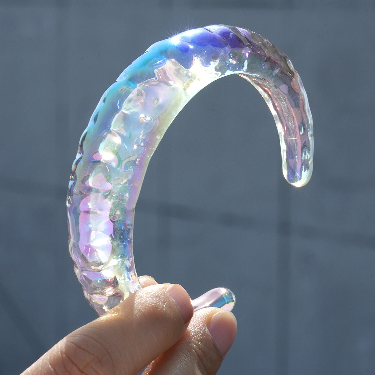 Han zhishang, pulsera abierta transfronteriza Europea y estadounidense transparente femenina AB color yakli exagera la tendencia y las artesanías de moda irregulares
