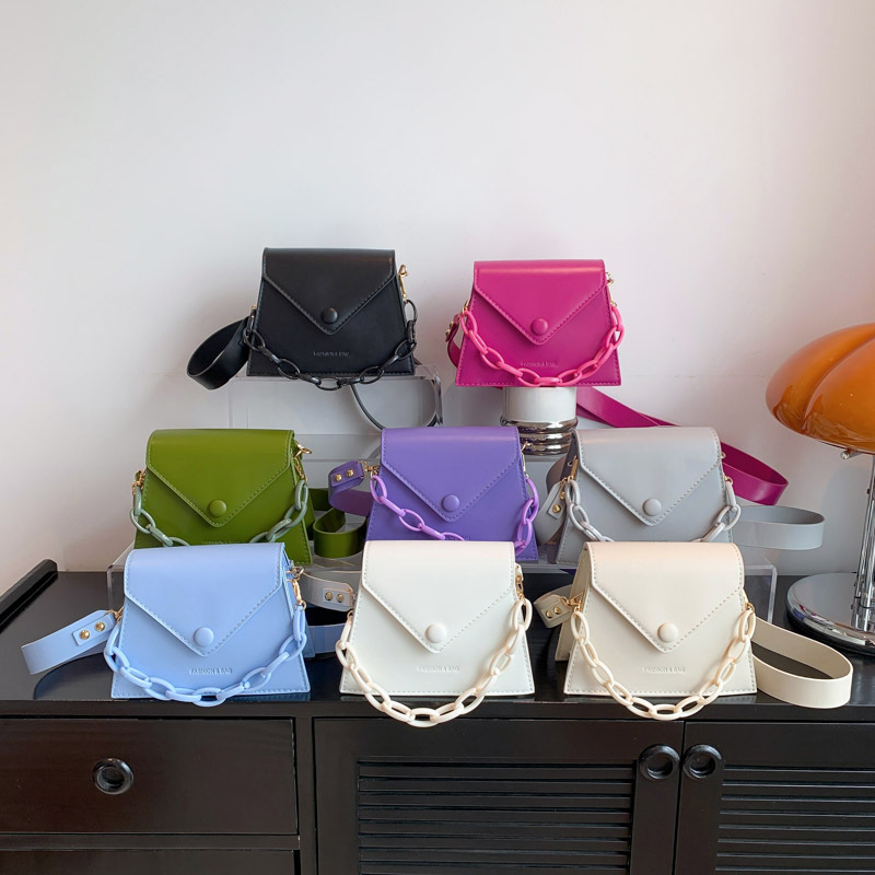 fashionable one-shoulder bag