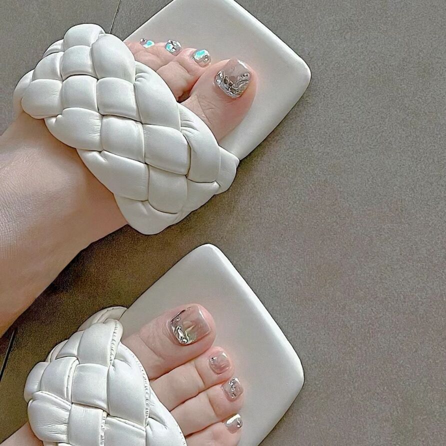 Nuevo estilo de verano parche de uñas de los pies parche de uñas de desgaste de los pies producto terminado al por mayor luz de la luna parche de uñas blanco parche de uñas