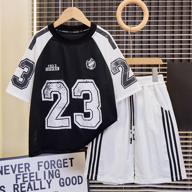 Boys Summer Sports Suit 2025 New Handsome Korean Style Kidsren's Loose Short-Sleeved Shorts Medium and Large Kidsren's Basketball Uniforms