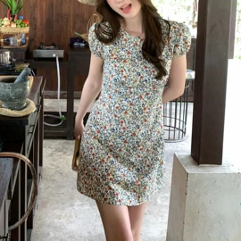 女式羊毛衫;女式毛呢外套;女式针织衫
