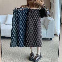 毛呢格子半身裙女秋冬季2025新款高腰显瘦休闲a字中长款包臀裙子