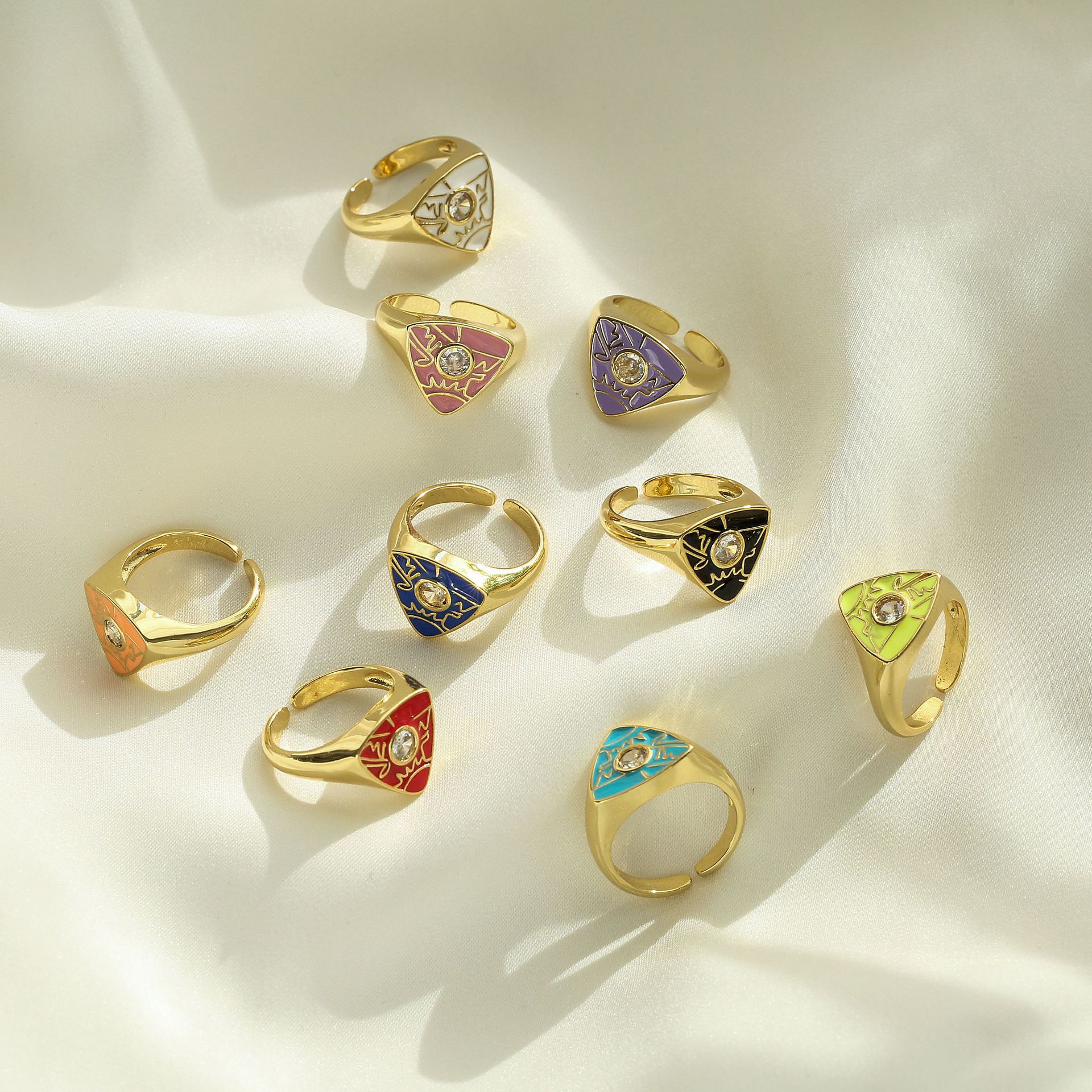Hecheng Ornament Dripping Oil Triangle Pattern MicroInlaid Zircon Ring Open Ring Color Ring Vj303picture1