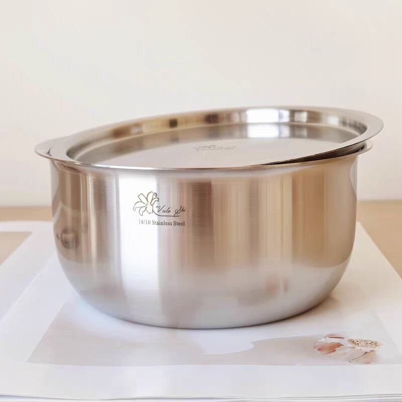 18/10 Stainless Steel Bowl with Lid for Home Kitchen Storage, Soup Bowl, Steaming Bowl, Matte and Glossy Texture Tableware 16cm 18/10 Stainless Steel Bowl with Lid for Home Kitchen Storage, Soup Bowl, Steaming Bowl, Matte and Glossy Texture Tableware 16cm
