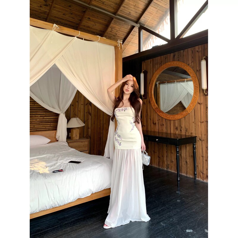 Fairy-Style New Chinese Retro Tube Top White Long Dress for Women, Vacation Style Waist-Cinching Tulle Dress, Elegant Slim-Fit Summer Dress Fairy-Style New Chinese Retro Tube Top White Long Dress for Women, Vacation Style Waist-Cinching Tulle Dress, Elegant Slim-Fit Summer Dress
