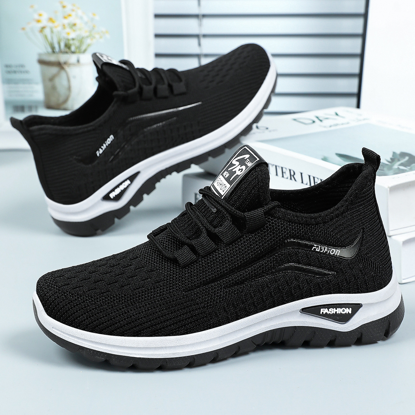 Zapatos deportivos de mujer primavera nuevos zapatos transfronterizos zapatos de mujer al por mayor zapatos casuales transpirables zapatos de red