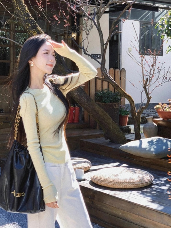 超好看黄色圆领针织衫女早秋季新款甜妹穿搭气质修身显瘦长袖上衣|undefined