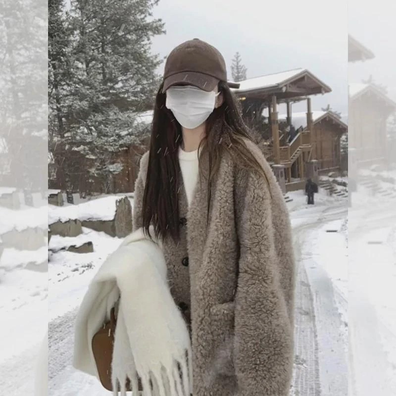 毛毛外套女秋冬羊羔毛羊羔绒棉服皮毛一体2025新款冬季女款毛绒厚