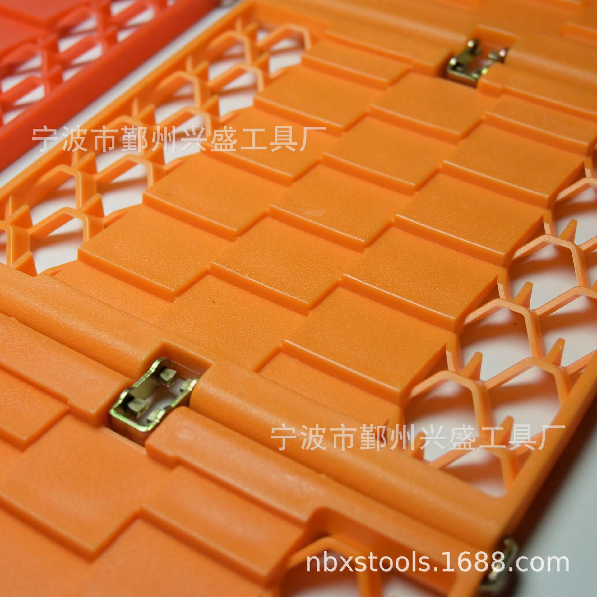 Car snow chain car snow relief board foldable anti-skid plate mud tire anti-sinking relief device