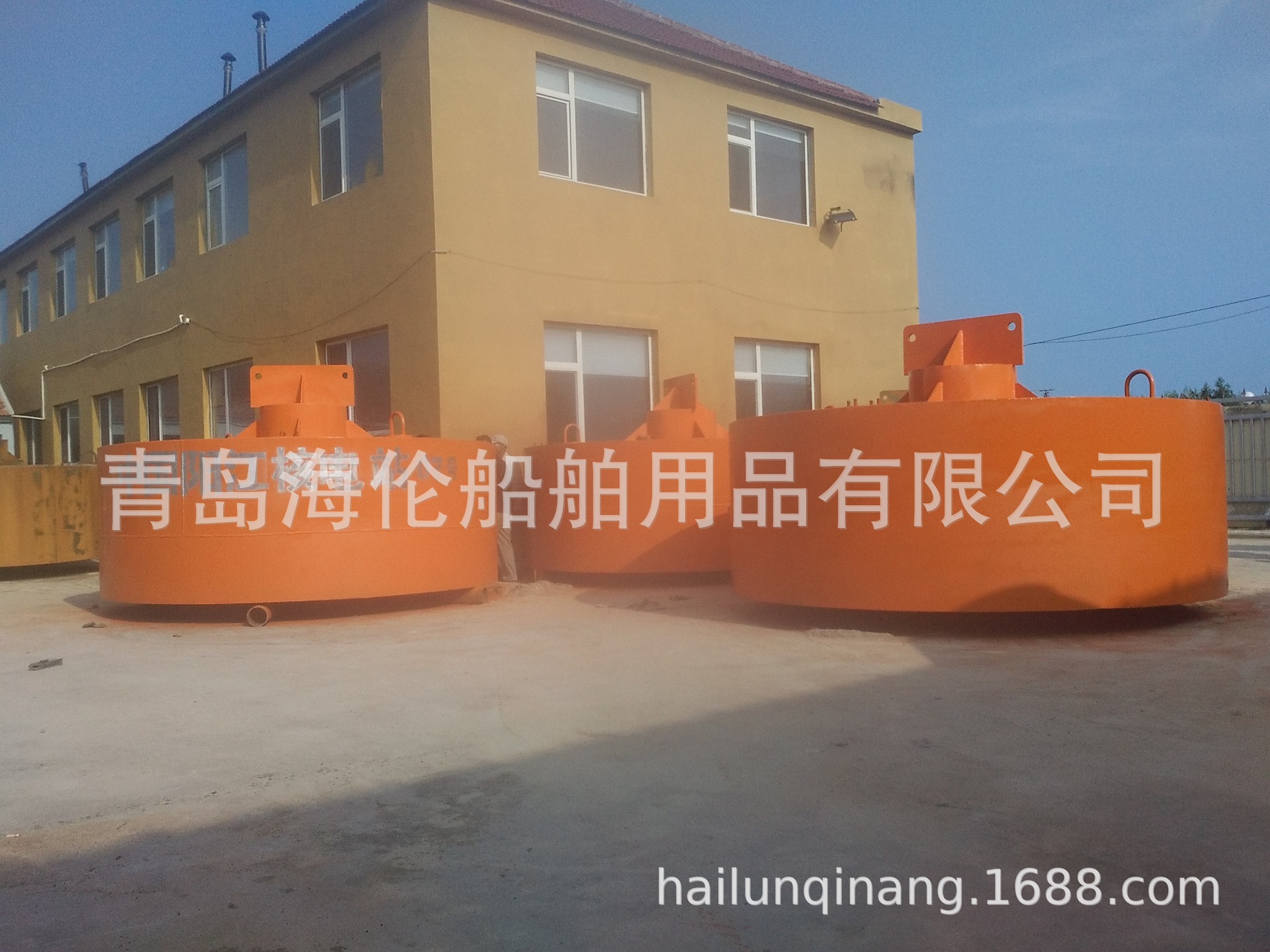 高强度-浮筒防撞设施青岛否是海伦0.2-4.5米橡胶护舷钢制、聚氨酯