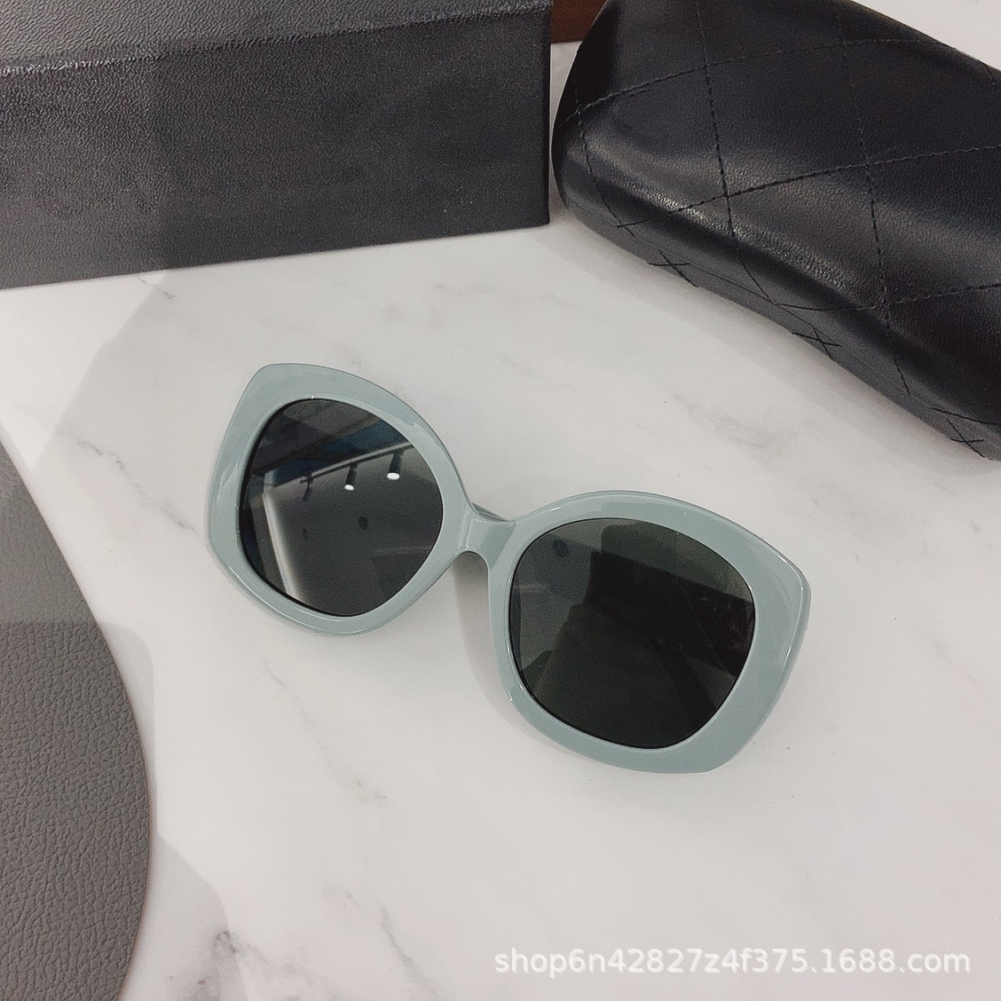 Nuevas gafas de sol retro Xiaoxiang Panda gafas de sol de celebridades de Internet gafas de montura grande al por mayor 3940 protección UV