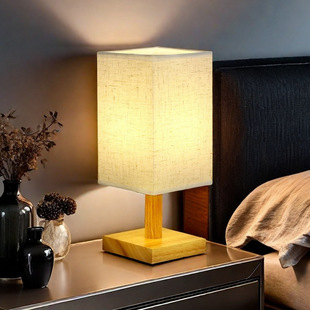 Cultural and Artistic Chinese-Style Calligraphy Table Lamp for Bedroom and Study, Chinese-Style Antique Tea House Square Bedside Lamp, Fabric and Solid Wood Night Light
