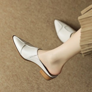 Baotou Chunky Heel Slippers Women's Outer Wear Half Slippers 2024 Spring and Summer New Women's Shoes Pointed One-toe Band Mid-heel Shoes for Hair