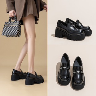 ��ɫ����ЬС���Ӄ�������ϵƤЬ�ɸ�ЬŮ2025���¿�ָ��߸���Ь