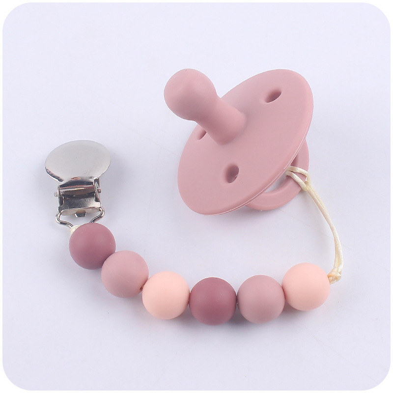 Nuevo bebé suministros contraste color cuentas de silicona pezón cadena calmante bebé silicona pezón anti-caída Cadena de dos piezas conjunto