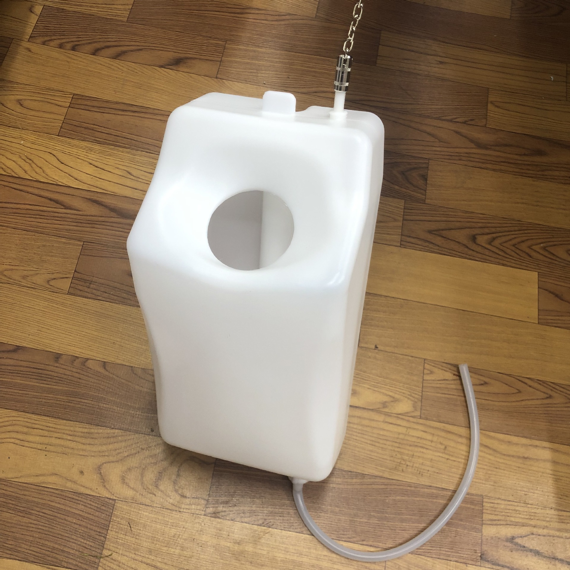 白云洁霸BF522洗地机配件175放水水箱洗地毯清洗机154刷地机