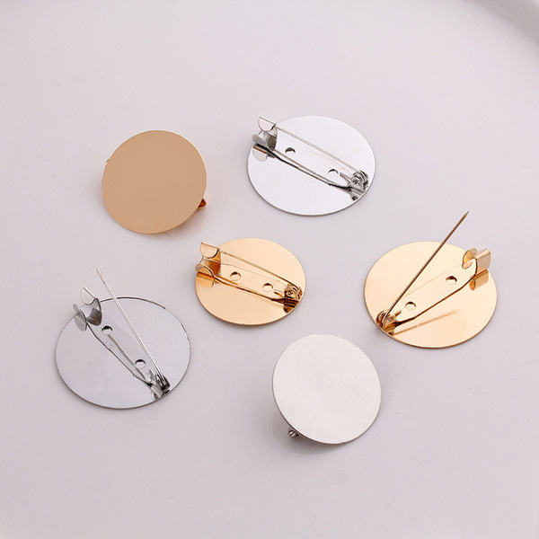 Brooch