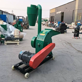 锤片式玉米粉碎机 花生秧秸秆饲料粉碎机 化工料尿素化肥磨粉机