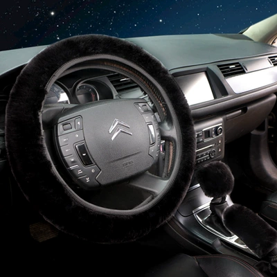Factory direct new winter plush steering wheel cover wool wool steering wheel three-piece set cute warm (Steering wheel cover) - black-three-piece-set-38cm