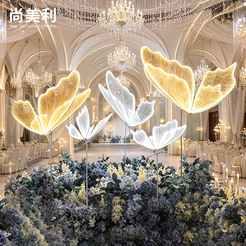 Disposición de accesorios de boda Alas de mariposa luminosas Decoración de escenario Colgante de techo Guía de boda Decoración de escena Decoración