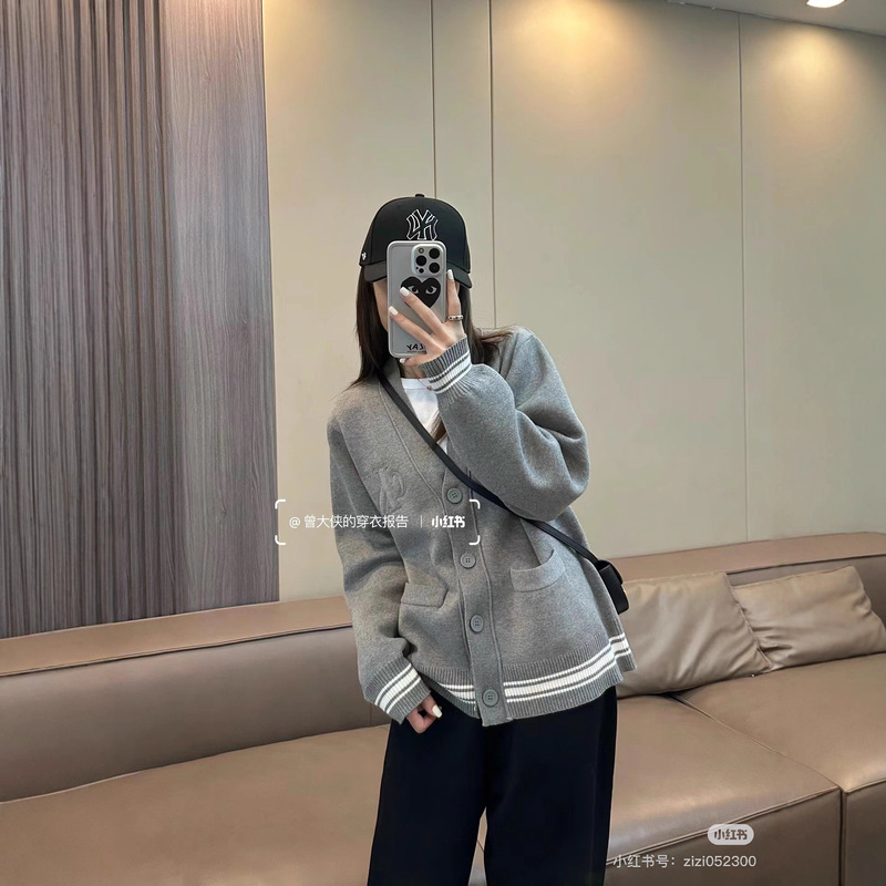 CK家潮牌休闲百秋冬新款男女情侣学院字母提花纽扣V领搭针织毛衣|undefined
