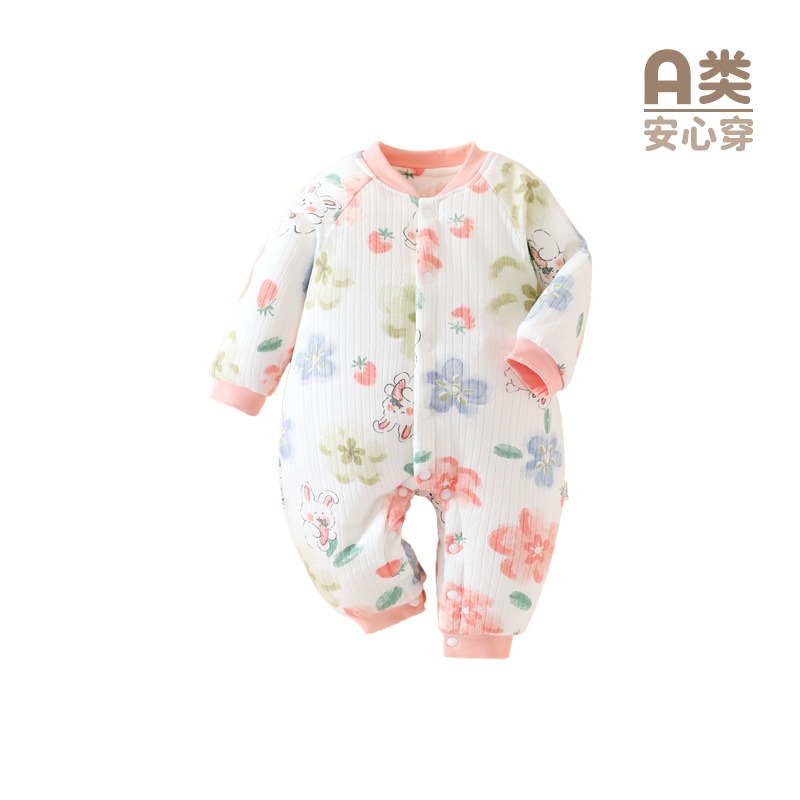 6107 rabbit among flowers [quilted to keep warm]