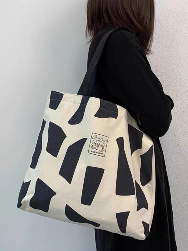 Single shoulder large capacity canvas bag female French lazy handbag College student class Bag tote big bag