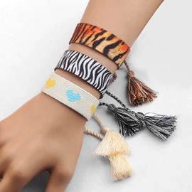 手链;项链;钥匙扣