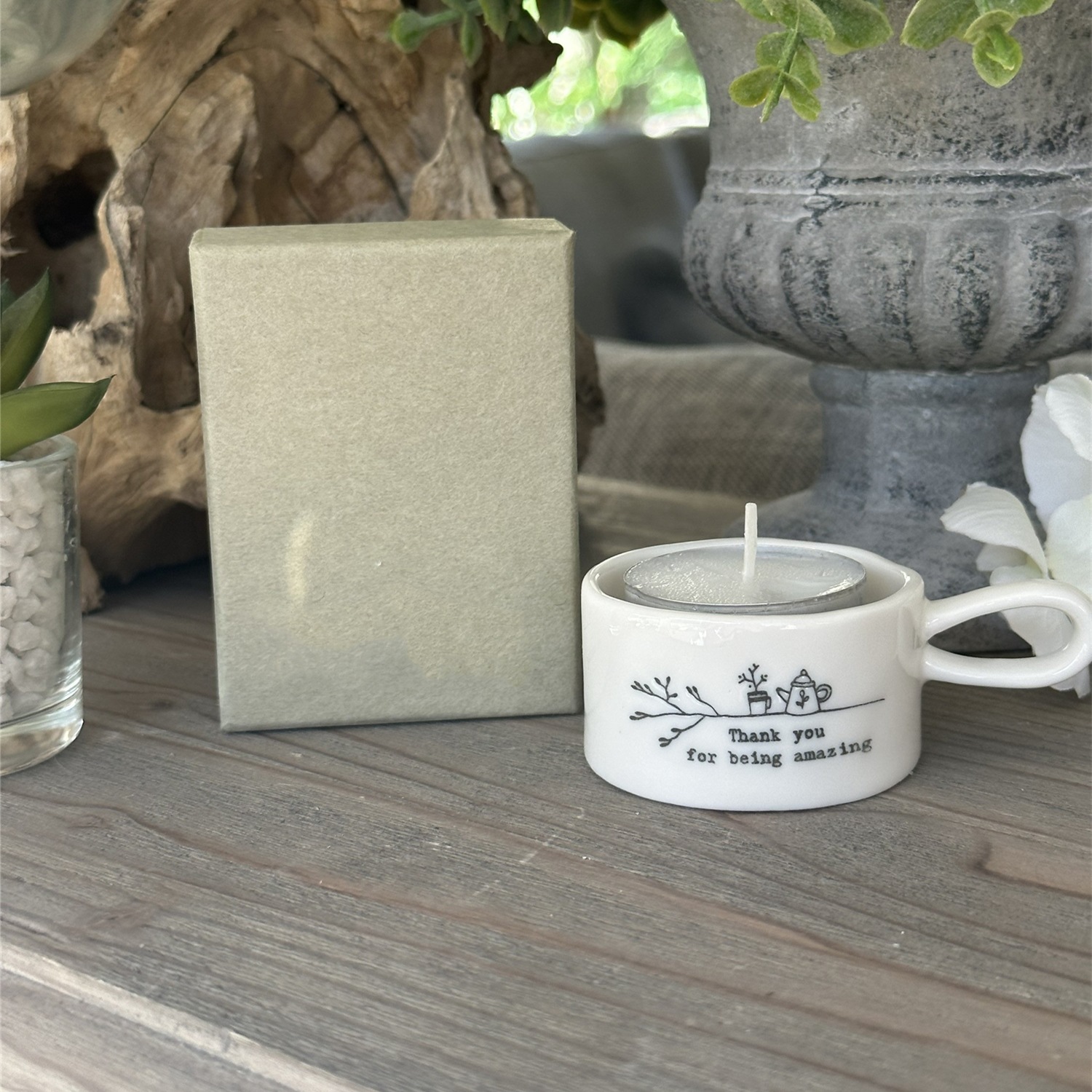 Nuevo candelabro de té de mano Handled Tea Light Holder