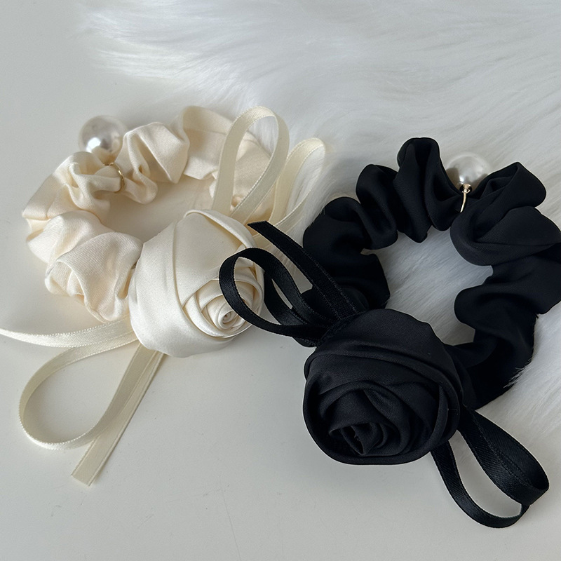 Women's Elegant Simple Style Rose Cloth Hair Tie display picture 8