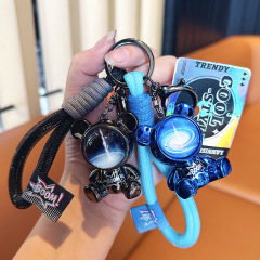 星空を漫遊する熊のキーホルダーの創意的な男性の車のキーホルダーのペンダントのカップルのファッションのカバンのペンダントの卸売り