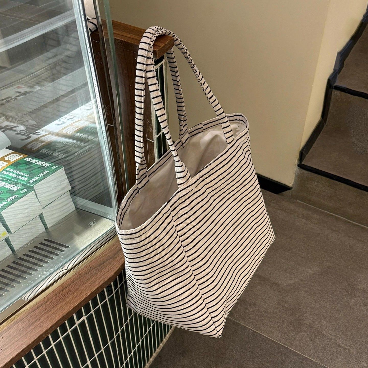 Korean Style High-Appearance Striped Canvas Tote Bag Large Capacity New Model Commute Handbag Single Shoulder Bag Women Shopping Bag