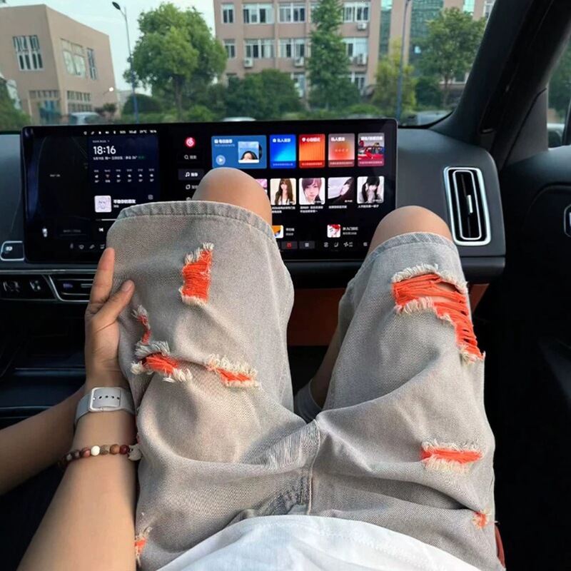 American-Style Color-Blocked Ripped Denim Shorts for Men, Summer Heavy-Duty Washed Straight-Leg Vibe High Street Wide-Leg Knee-Length Shorts American-Style Color-Blocked Ripped Denim Shorts for Men, Summer Heavy-Duty Washed Straight-Leg Vibe High Street Wide-Leg Knee-Length Shorts