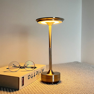 Cross-Border New Product Modern Simple Creative Night Light Retro Atmosphere Led Lamp European and American Bar Tabletop Decorative Table Lamp