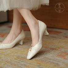 白色高跟鞋女春秋季配旗袍溫柔復古小眾粗跟婚鞋方頭法式單鞋中跟