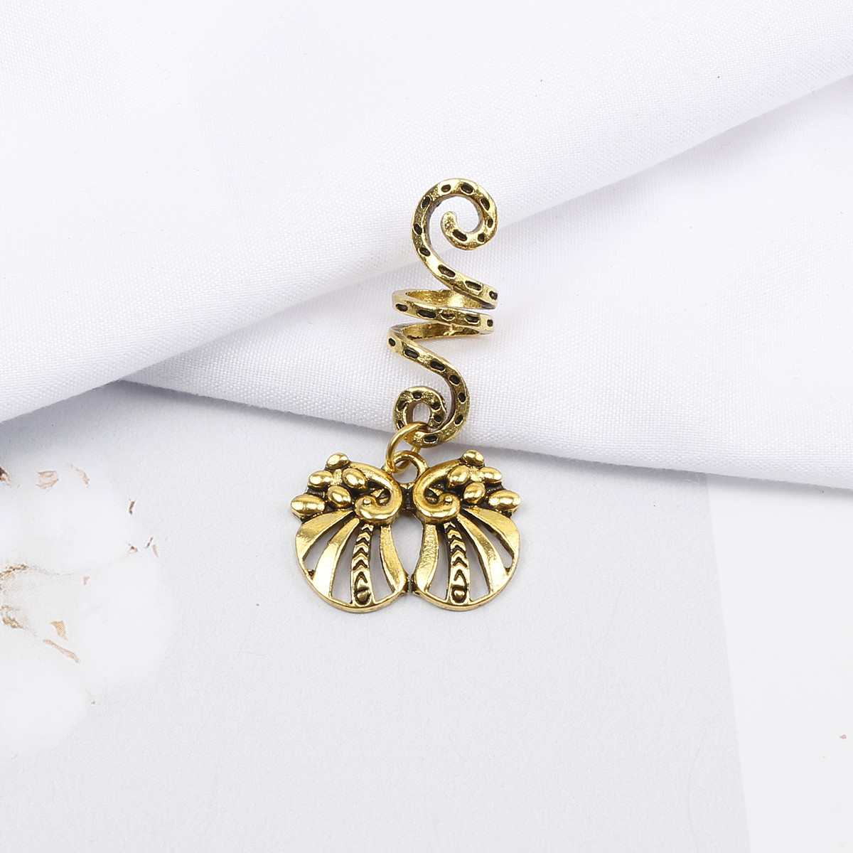 Europa y América sucia trenza hebilla de pelo hip hop aleación espiral accesorios para el cabello colgante de mariposa anillo de pelo de moda chica fresca trenzado accesorios para el cabello anillo de pelo