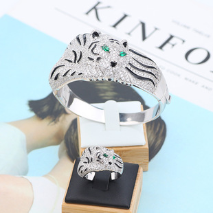 �W���L�Ԛ⌒��΢��ʯ���z���C��ָ���b��Ů���|�G���ϻ���Ʒ