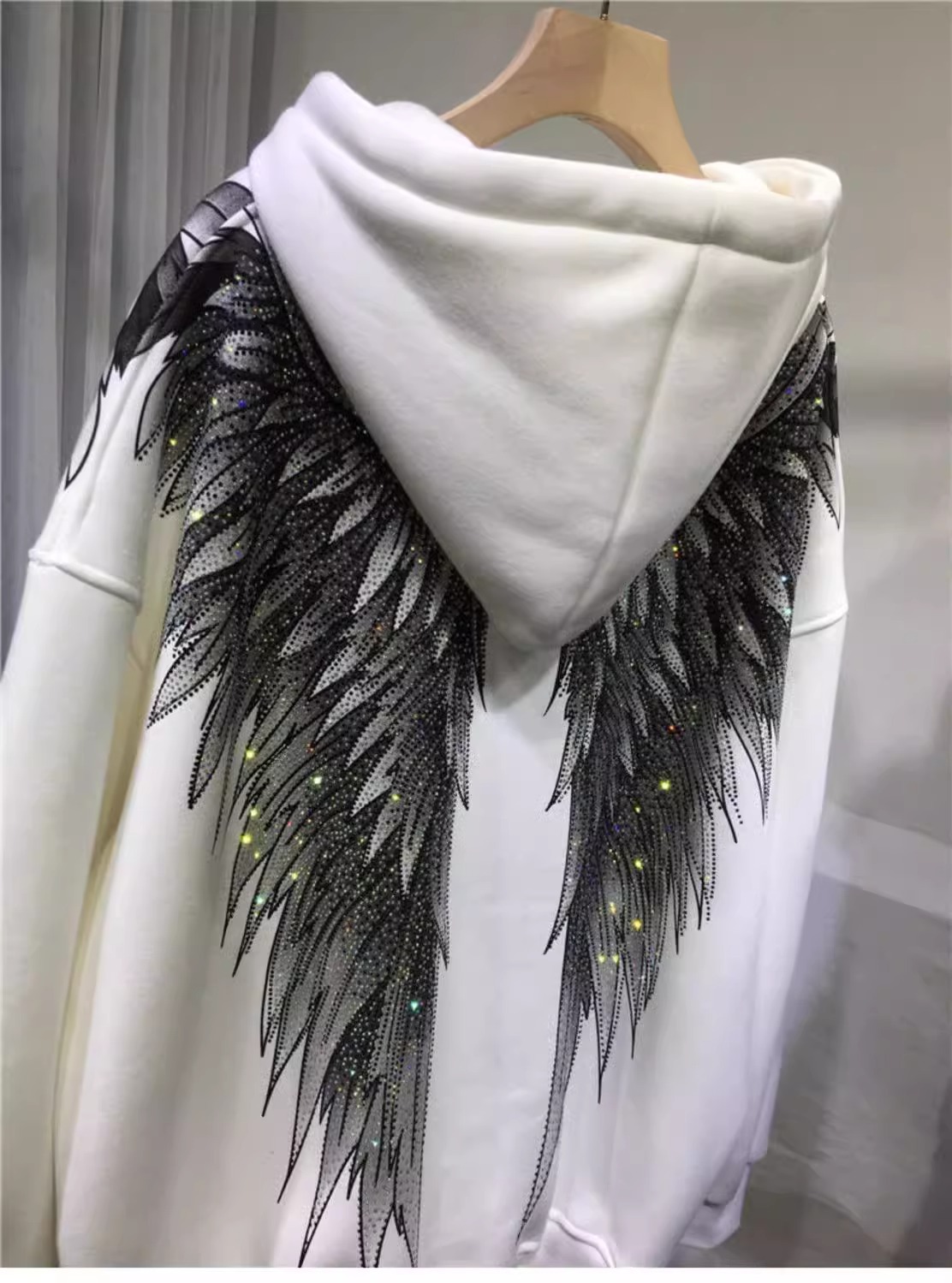 Women's Clothing Extra large size heavy industry diamond light luxury front and rear wings hooded long sleeved velvet jacket sweatshirt_voghion.com