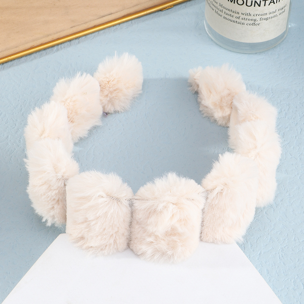 Korean version of autumn and winter imitation rabbit fur hair hoop fold hairband hair accessoriespicture5