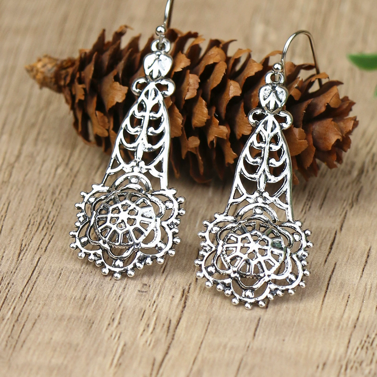 Серьги ретро этно Handmade, кисточка-талисман бохо низкопроходимые клипсы, лёгкий