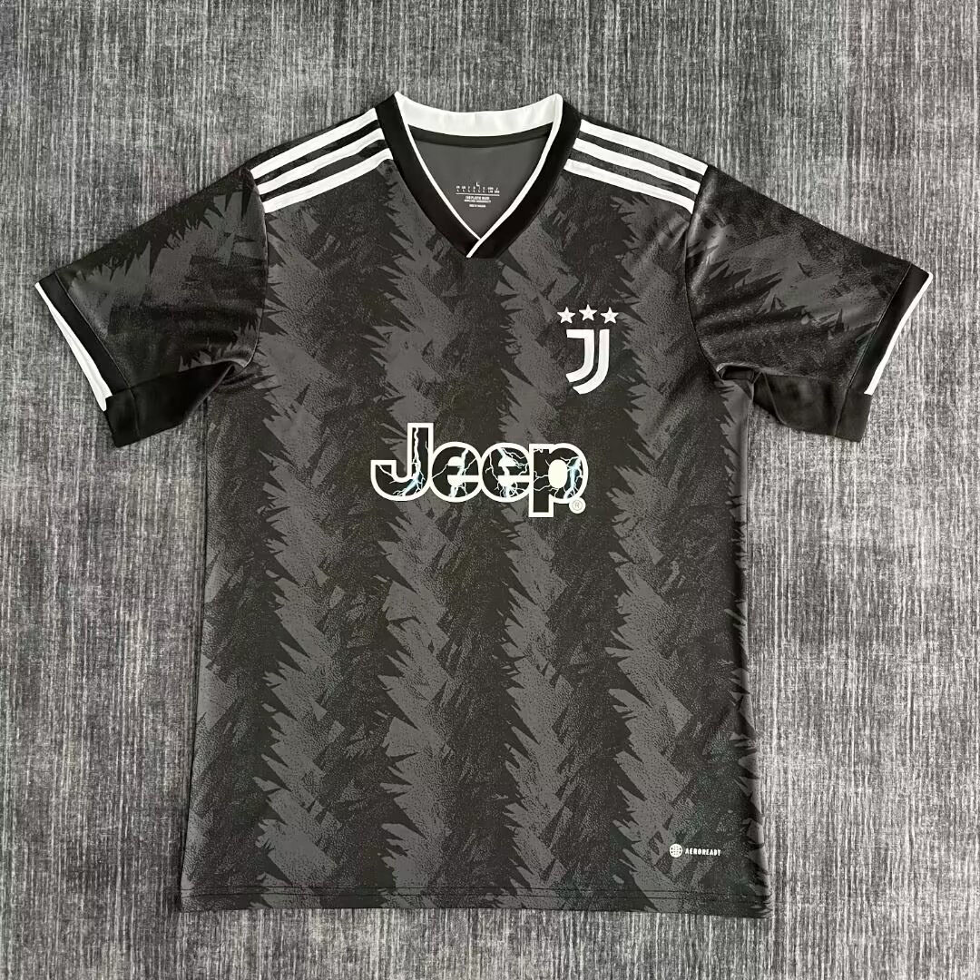 22 - 23 Juventus fuera de casa