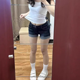 ��ʽ�ֵ߽���ţ�ж�ѝŮ�ļ��⴩2026�¿�o�������ð��ξ�߅��ѝ