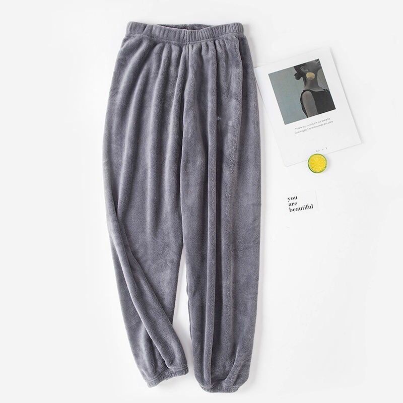 Pantalones cálidos grises