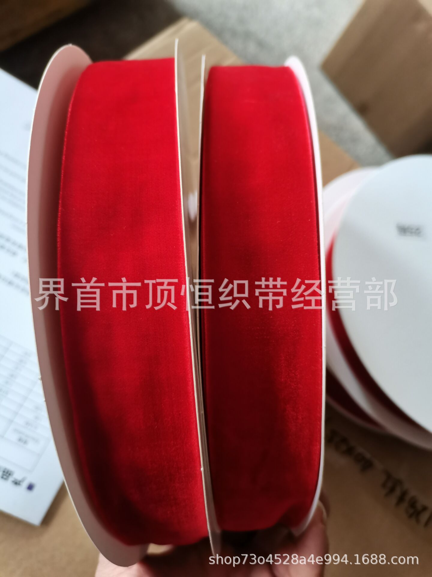 现货格彩色丝绒带双面植绒带天鹅绒织带辅料绒布带蝴蝶结织带-阿里巴巴
