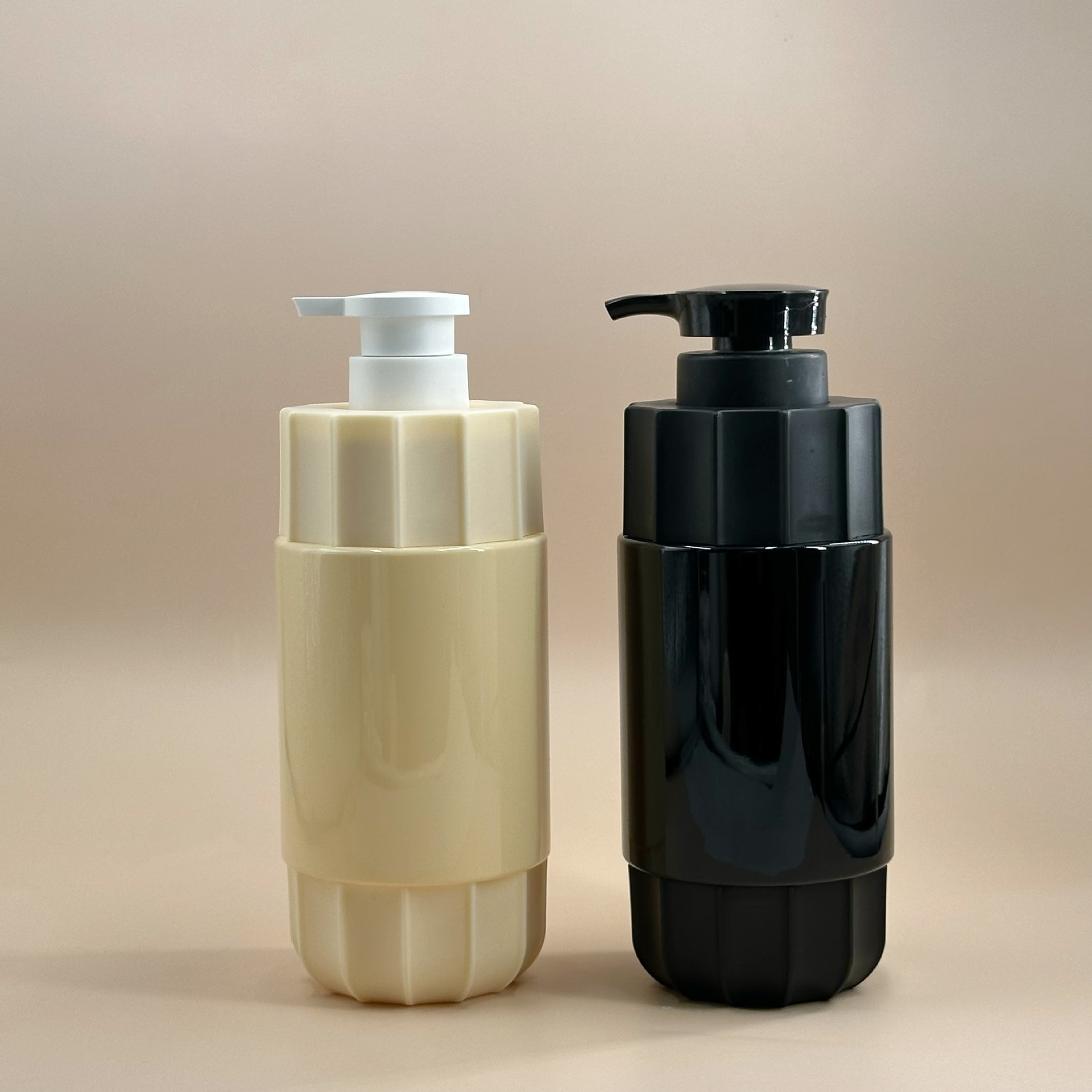 500/750ML大容量新颖肩罩款鱼子酱松露高端洗护沐塑料按压瓶