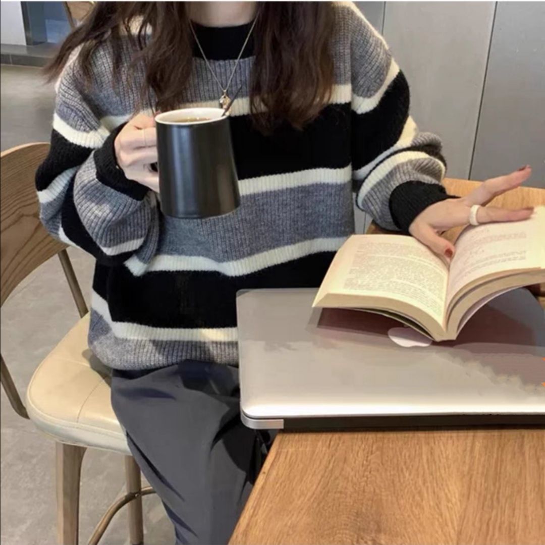 Korean loose contrasting striped pullover for women, 2023 autumn and winter new collection, lazy style, worn outside,_voghion.com