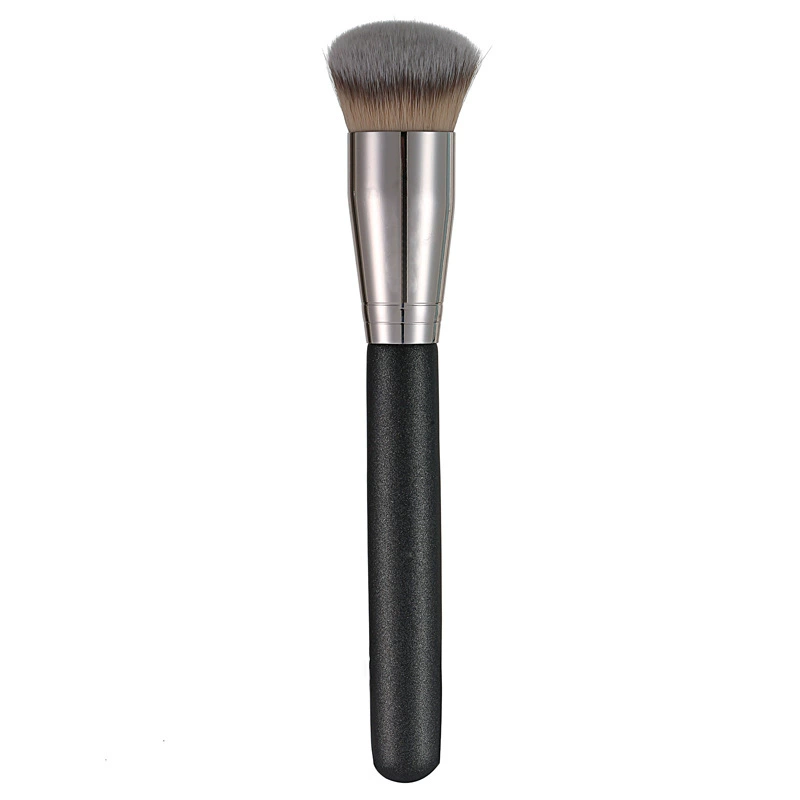 Плотная кисть для Concealer & Foundation, Мягкие синтетические щетинки, ручка из пластика или дерева, 10.5 см